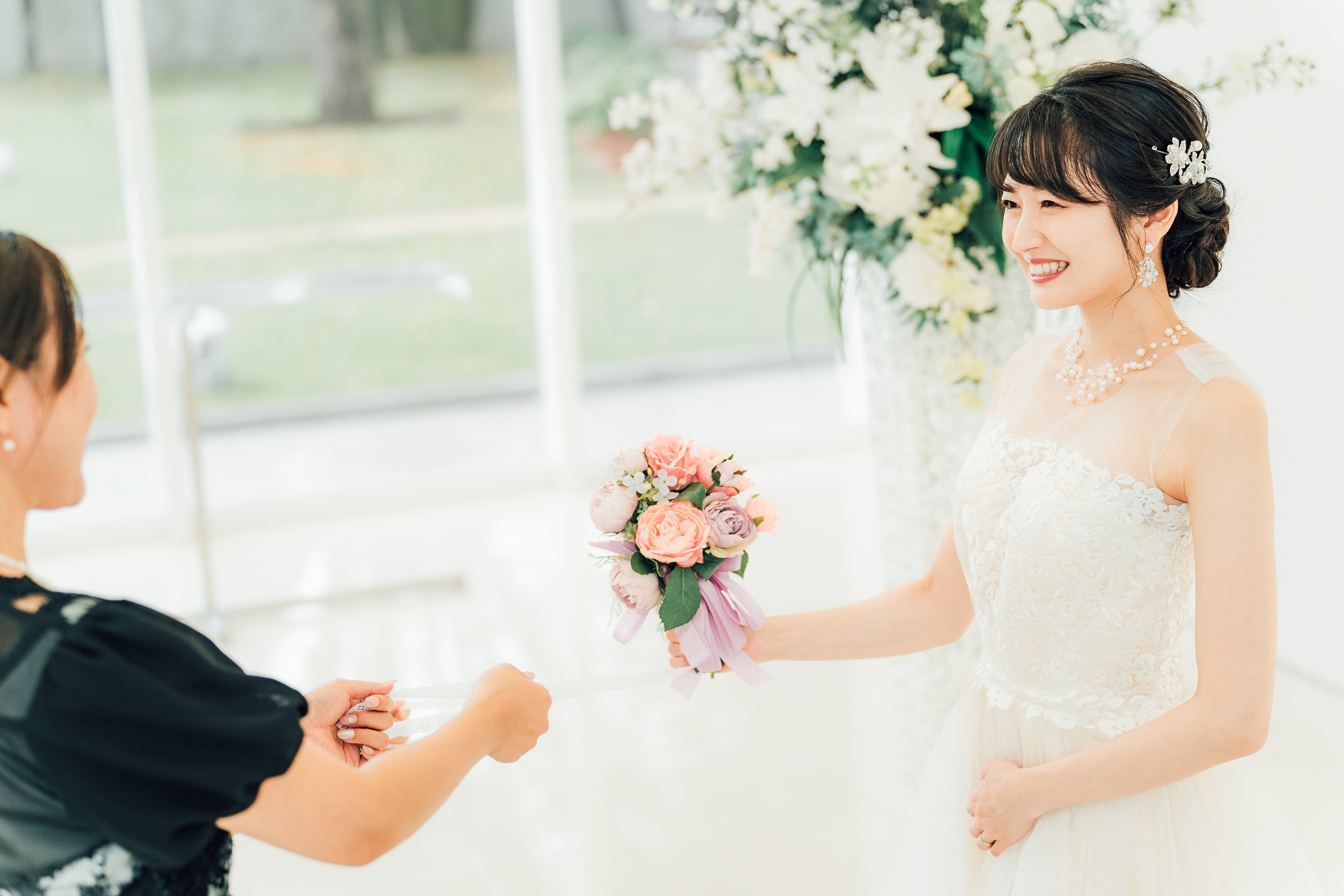 ブーケプルズとは？結婚式での意味や流れ・成功させるコツを紹介