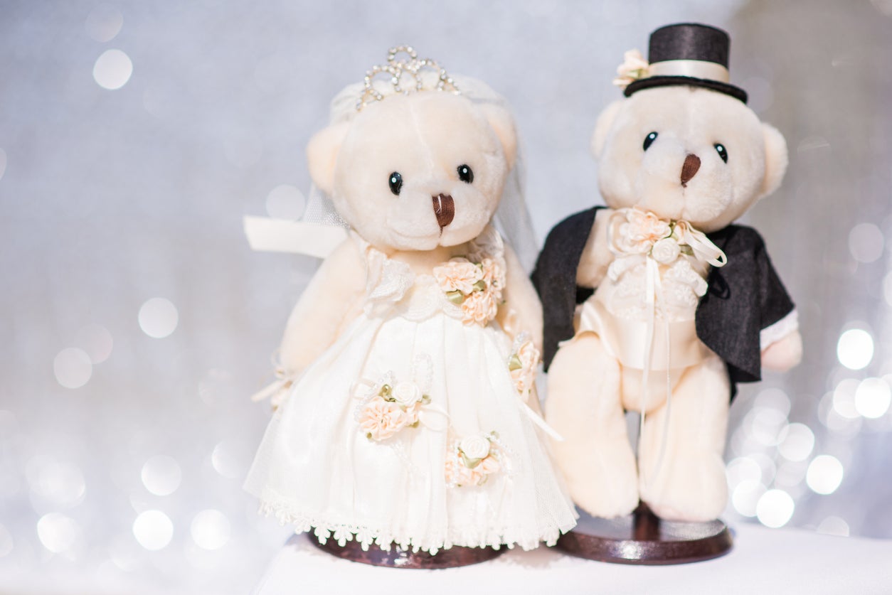 ウェルカムドールとは？結婚式で使われる意味や役割など解説
