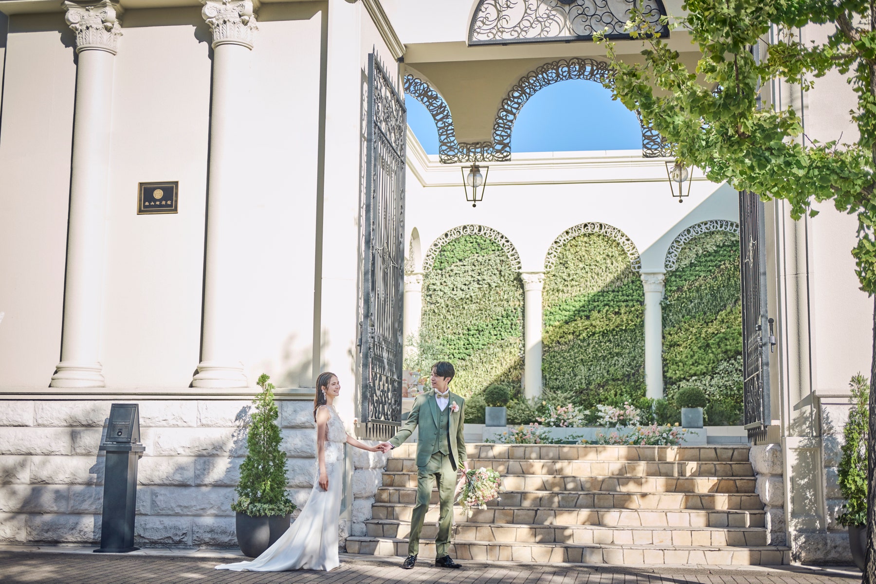 結婚式場の選び方は？6つのポイントや決定までの流れを徹底解説