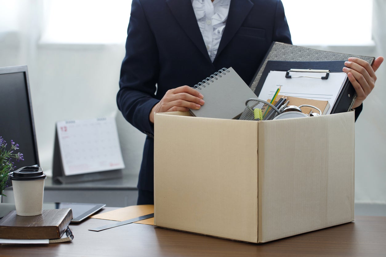 寿退社とは？伝え方・タイミングや状況別の挨拶例を解説