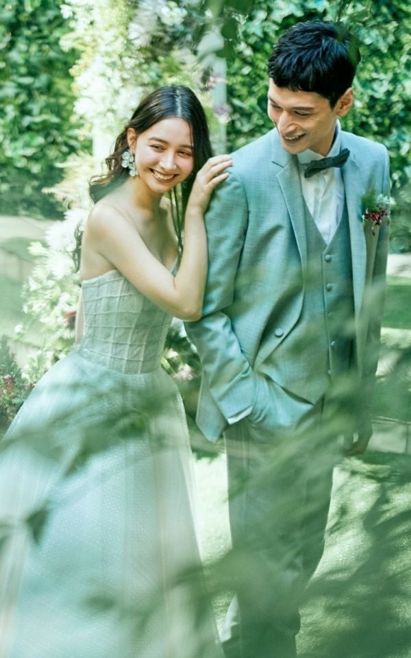 アーククラブ迎賓館 広島｜ウェディングドレス・会場装飾｜広島の結婚式場