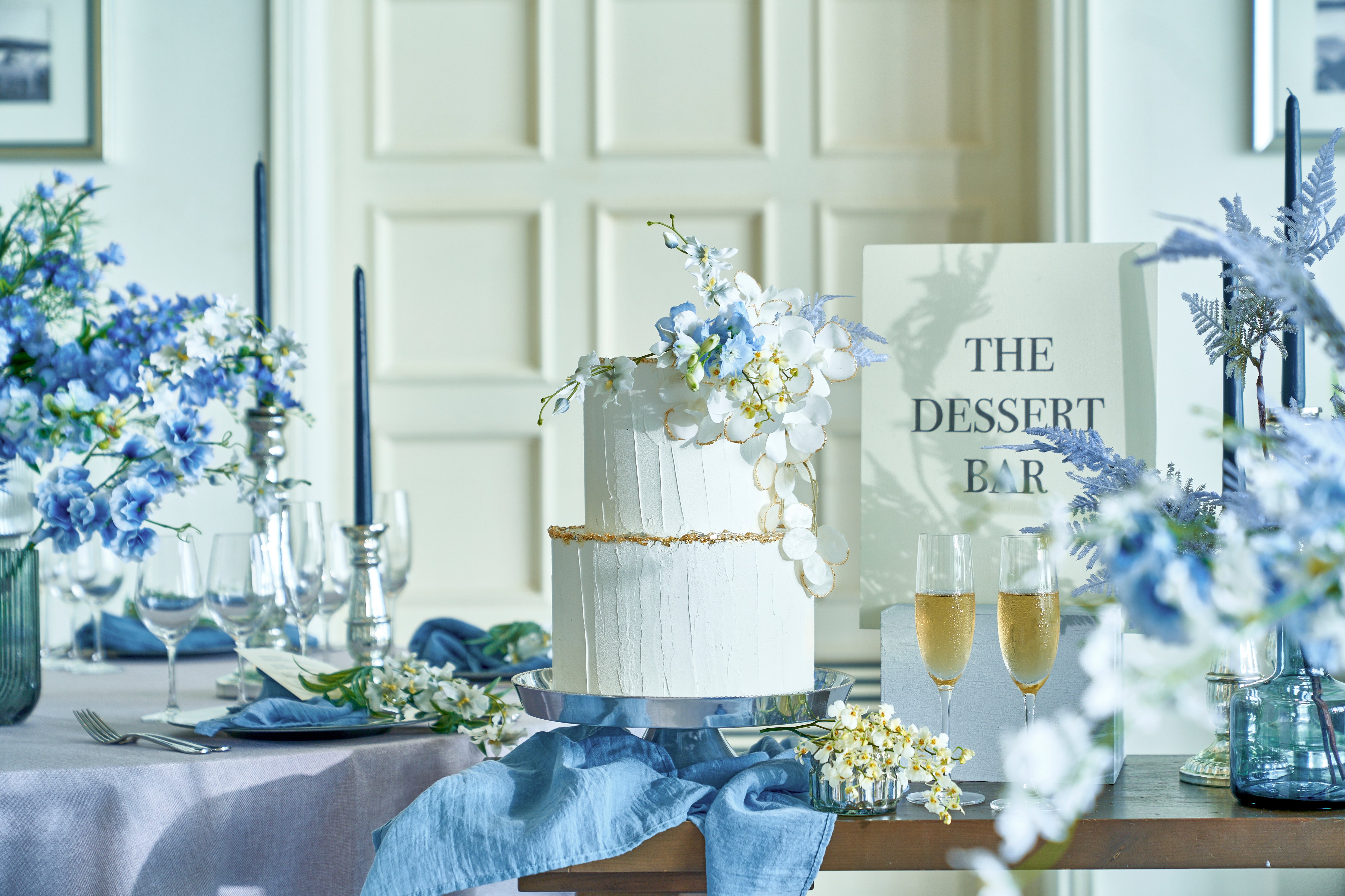 サムシングブルーとは？意味と由来・歴史から結婚式の取り入れ方と注意